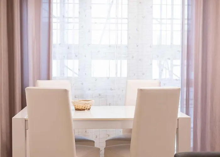 Giuliana Apartment