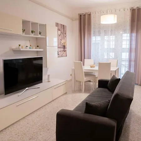 Giuliana Apartment