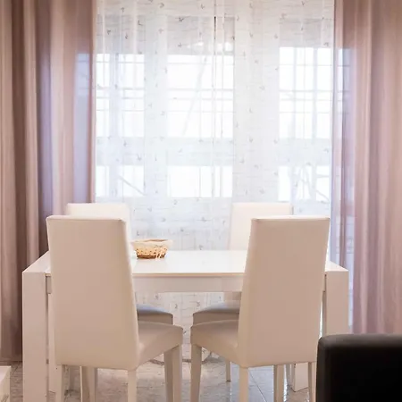 Giuliana Apartment