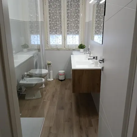 Giuliana Apartment